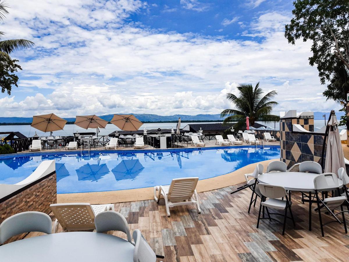 Castillo de San Felipe Hotel Mi Paraiso Rio Dulce מראה חיצוני תמונה